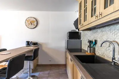 Cuisine ou kitchenette dans l'établissement L'appart Gervaisien