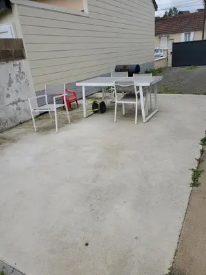 Plan de l'établissement proche circuit 24h du mans Maison 3 chambres
