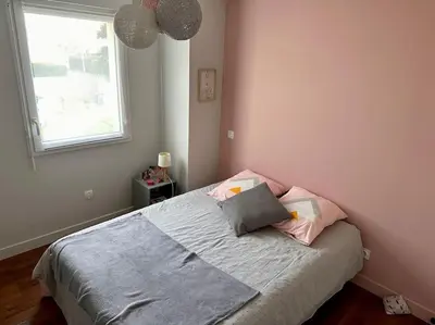 Un ou plusieurs lits dans un hébergement de l'établissement Maison proche circuit des 24h