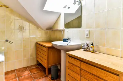 Salle de bains dans l'établissement Appartement spacieux et lumineux - Centre - Bord Loire - Climatisation - Wifi - Tout Confort