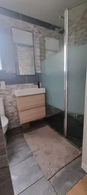 Salle de bains dans l'établissement Chambre dans logement ⸱ Chez Ana