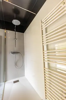 Salle de bains dans l'établissement Les marmousets, 5 minutes du Zoo