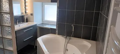 Salle de bains dans l'établissement Maison de campagne
