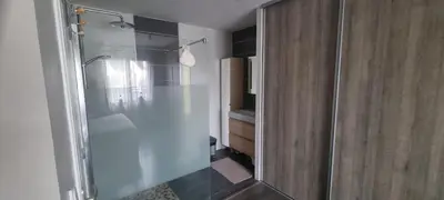 Salle de bains dans l'établissement Chambre n°2 dans logement - Chez Ana