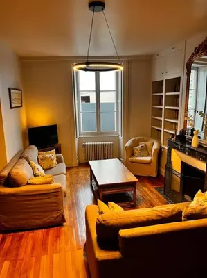 Coin salon dans l'établissement Maison classée 3 étoiles à Vouvray Loire Valley