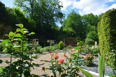 Jardin de l'établissement Lapis Domus
