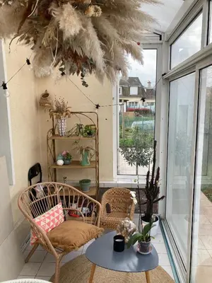 Coin salon dans l'établissement Maison Cosy - Le Mans