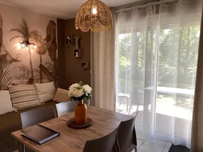 Coin salon dans l'établissement Richelieu et les mille châteaux