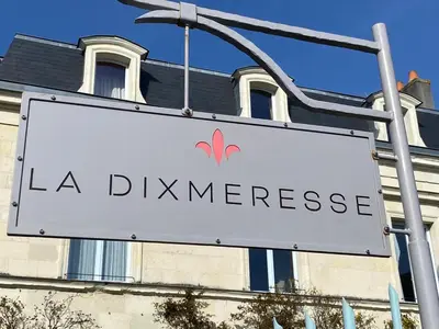 Certificat, récompense, panneau ou autre document affiché dans l'établissement La Dixmeresse