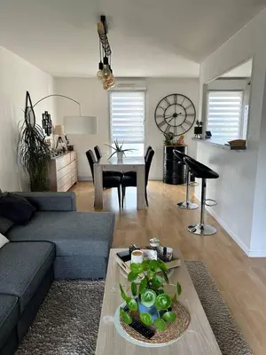 Coin salon dans l'établissement Appartement une chambre proche centre ville et transports