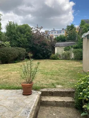 Jardin de l'établissement Léo Delibes