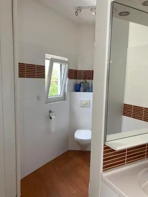 Salle de bains dans l'établissement Léo Delibes