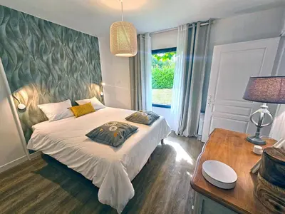 Un ou plusieurs lits dans un hébergement de l'établissement La Crocherie : Gîte des Elfes - Free Wifi & Smart TV