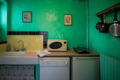 Cuisine ou kitchenette dans l'établissement The Vintage Bed and Broc'