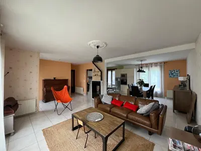 Télévision ou salle de divertissement dans l'établissement Villa - 14 beds - Snooker - Jacuzzi - loft cinema - 800m Bugatti - 24h du Mans