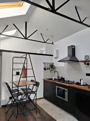 Cuisine ou kitchenette dans l'établissement au p'tit logis montlouisien