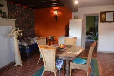 Cuisine ou kitchenette dans l'établissement La Petite Ferme