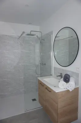 Salle de bains dans l'établissement Riva Home