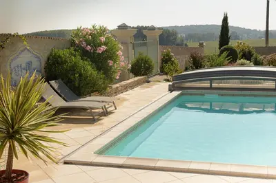 Piscine de l'établissement Domaine du haut vernay ou située à proximité