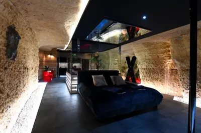 Coin salon dans l'établissement OMIRA - Nuits d'exception & spa