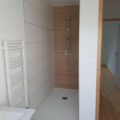 Salle de bains dans l'établissement Appartement Malawo