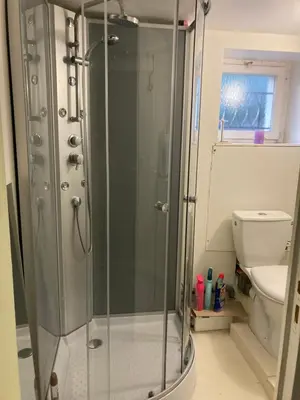 Salle de bains dans l'établissement Giret's Studio privé