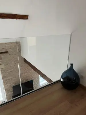 Télévision ou salle de divertissement dans l'établissement La Maison de Zoé