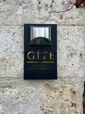 Certificat, récompense, panneau ou autre document affiché dans l'établissement Gîte Les 4 Terres - Maison 2 chambres