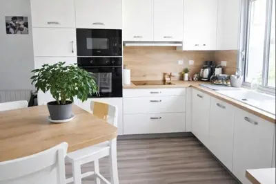 Cuisine ou kitchenette dans l'établissement Appartement lumineux 180 m2 - 4 chambres -Hypercentre - proximité tramway