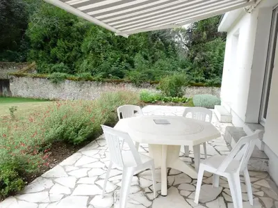 Jardin de l'établissement Clos Fleuri : Amboise Home with Amazing Gardens