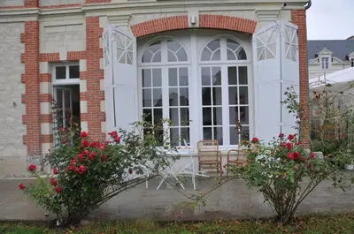 Jardin de l'établissement LA Terrasse façon Giverny - GITE 2 personnes -