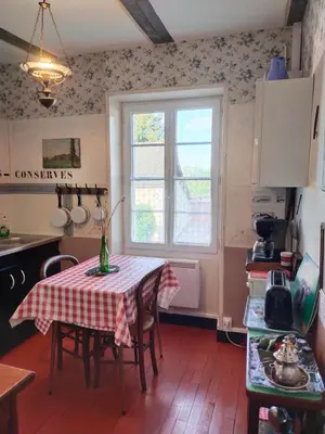 Cuisine ou kitchenette dans l'établissement Le Jardin Yuccas - Cosy cottage in the Loir& Loire Valleys