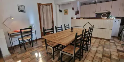 Cuisine ou kitchenette dans l'établissement Gîte Lauréline - Familial et Authentique