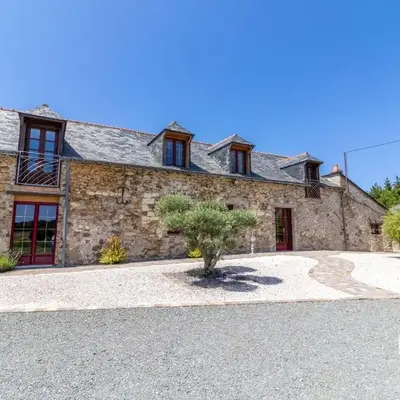Gîte familial avec piscine privée