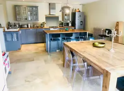 Cuisine ou kitchenette dans l'établissement Belle demeure de 1820, classée, à 5 mn de Blois, 10 mn de Chambord