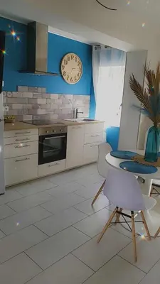 Cuisine ou kitchenette dans l'établissement gîte de charèze