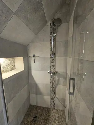 Salle de bains dans l'établissement Maison Brizon collection Pepeaz