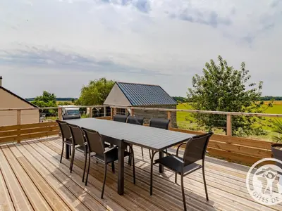 Balcon ou terrasse dans l'établissement Gîte rénové 2023 avec terrasse, proche Zoo de La Flèche, idéal motards, 6 pers, wifi, parking sécurisé - FR-1-622-60