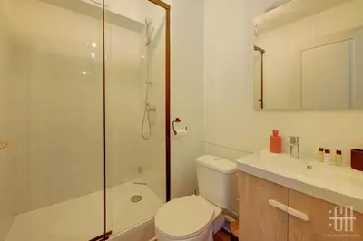 Salle de bains dans l'établissement Petit Sentier / Hôpital Trousseau