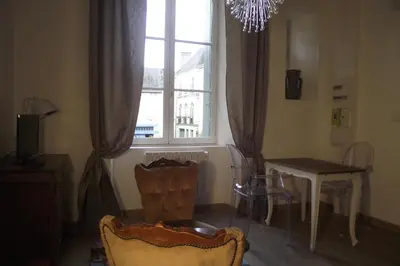 Coin salon dans l'établissement Nature & Chateaux