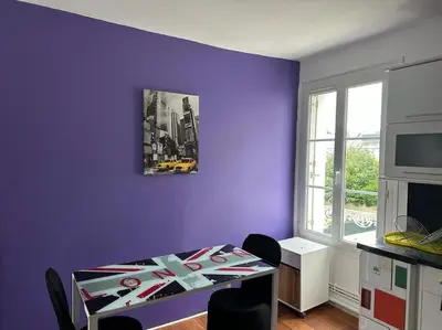 Cuisine ou kitchenette dans l'établissement L’Escale: Appartement complet