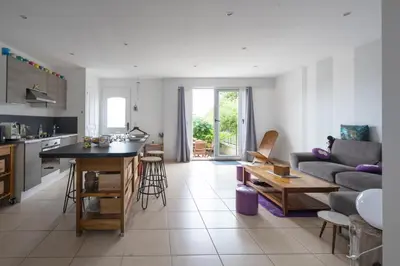 Cuisine ou kitchenette dans l'établissement La Guinebaudière - Maison avec terrasse