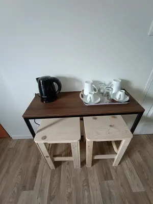 Plateau bouilloire dans l'établissement La Petite Maison Dans La Prairie