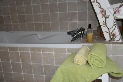 Salle de bains dans l'établissement Les Haltes du Clos du Petit Dannezy