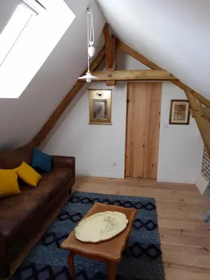 Coin salon dans l'établissement Logement du Coteau entre Beauval et Amboise
