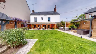 Jardin de l'établissement Maison 4 chambres coup de cœur