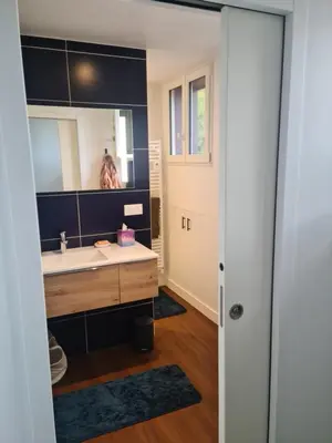 Salle de bains dans l'établissement La chambre du bosquet