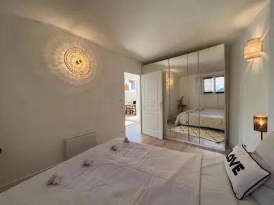 Un ou plusieurs lits dans un hébergement de l'établissement Grand loft d'artiste au coeur de Vendôme