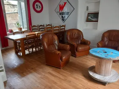 Coin salon dans l'établissement Maison Bourgueil 3 chambres