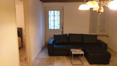 Coin salon dans l'établissement Le Gîte au Pied du Château de Chaumont